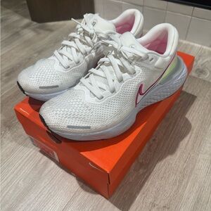 Nike Men’s White and Pink Athletic Shoes